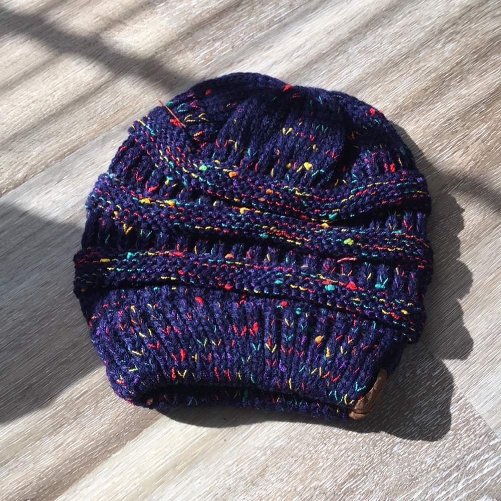 NAVY left Beanie Winter Crochet Knit Ponytail Hats - Picture 2 of 3